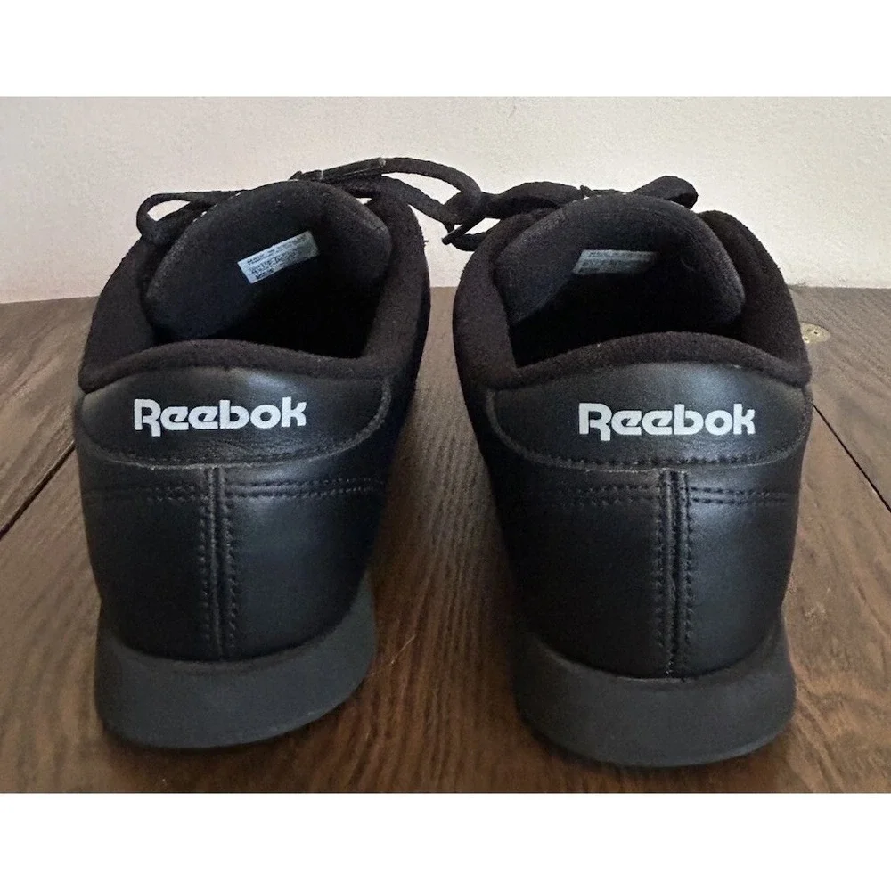 Reebok Women's‎ Low Classic Princess Black Sneakers Size 9.5